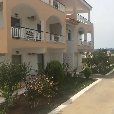 Long View * 波多河丽